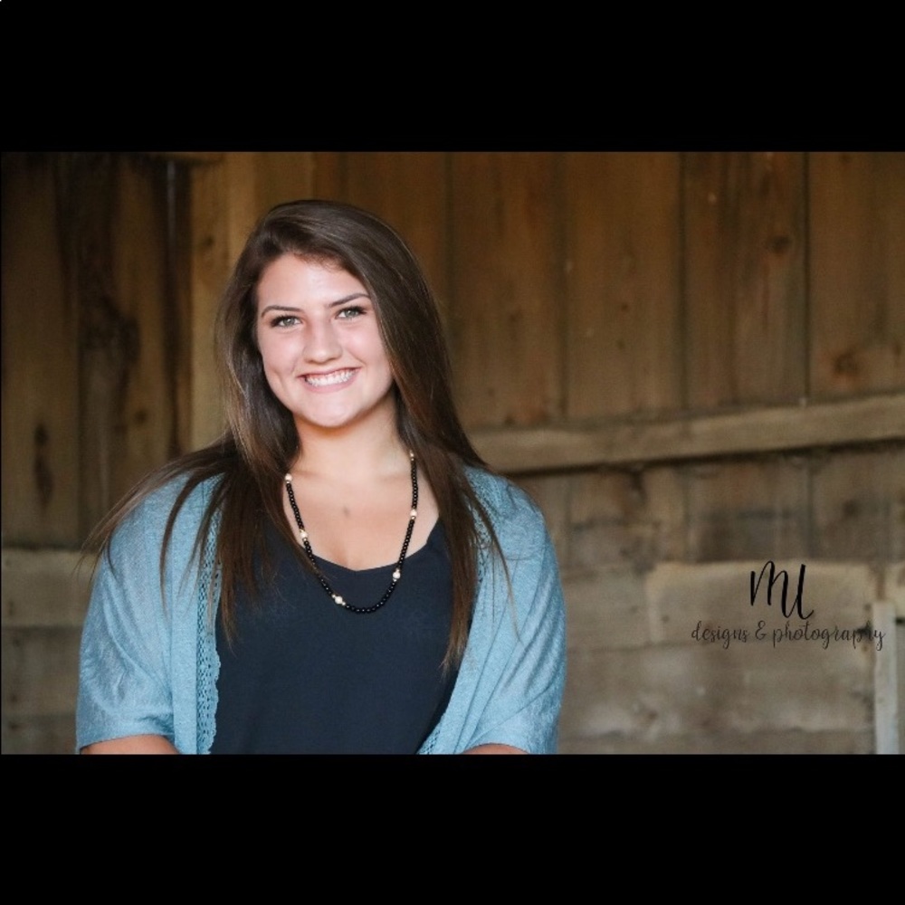 Meet your Posher, Molly